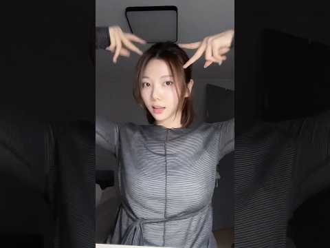 #꽁꽁얼어붙은한강위로고양이가걸어다닙니다 thumbnail