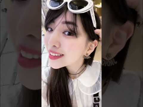 신상 선글라스 골라주세요! 😎#shorts thumbnail