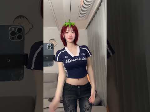 ♡¿! Red Tomato~~?? #dance #y2k #cosplay thumbnail