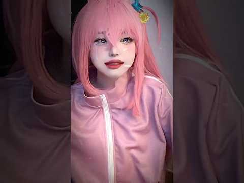 외톨이인 내가 이세계에선 기타 히어로?! #bocchi #cosplay thumbnail