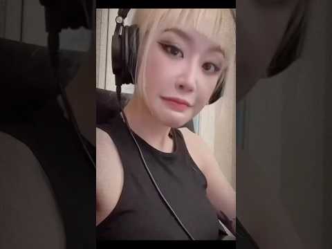 Track3.돈다발 sneak peak thumbnail
