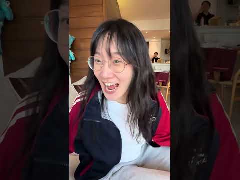 Cómo hablamos los 🇰🇷 sin abrazos thumbnail