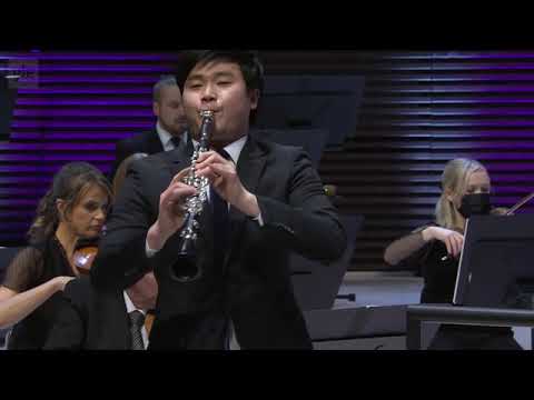 Han Kim plays B.H.Crusell's Clarinet Concerto No.2 in F minor, Op.5 thumbnail