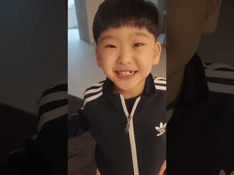 아빠가 혼내면 쓰레기장으로 간다는 설이! thumbnail