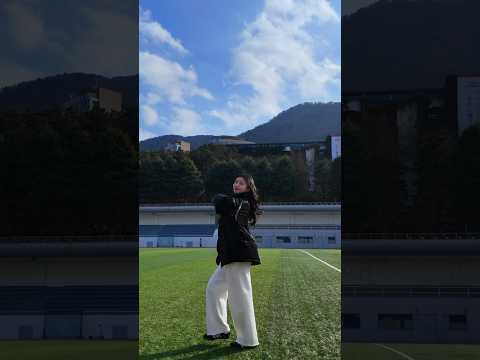 날씨 좋은 날 🌻 #金娜妍 #challenge #dance thumbnail
