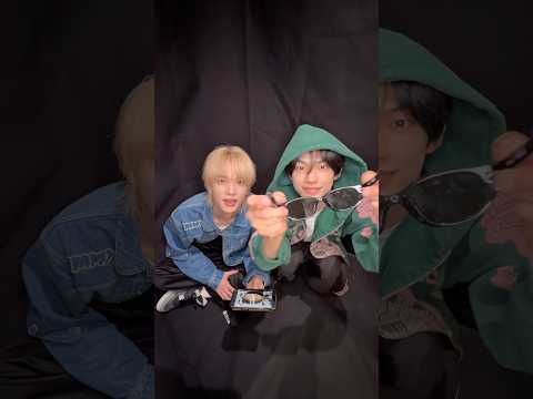 귀여움을 따라가😎✨ @TWS_PLEDIS #화사 #HWASA #SHINYU #신유 #DOHOON #도훈 #TWS #투어스 #SoCute thumbnail