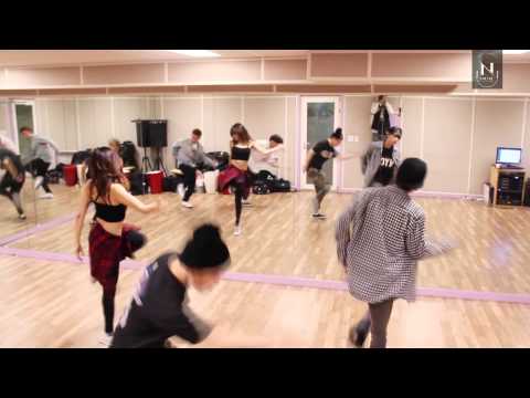 니콜(Nicole) - MAMA 안무영상(Dance Practice) Ver.2 thumbnail