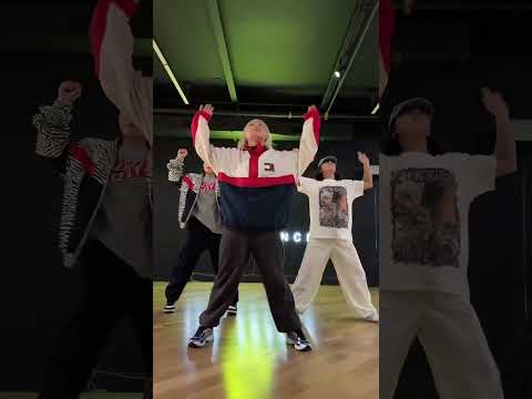 S W A G 스와그 thumbnail