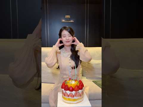 1년에 한 번뿐인 오늘🎂 Happy Birthday IU #아이유 #IU #HBD #HAPPY_IU_DAY thumbnail