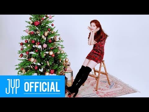 SUZY (수지) Merry Christmas & Happy New Year ! thumbnail